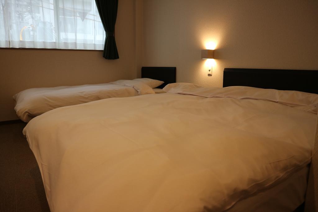 Shijo Omiya And