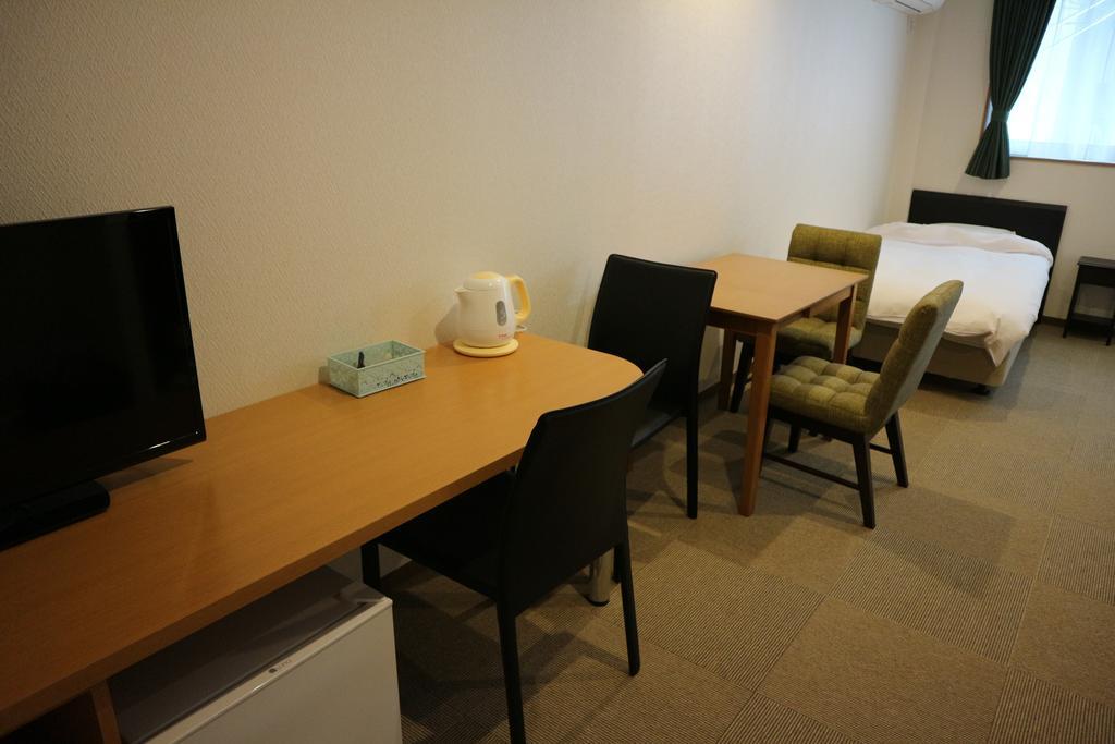 Shijo Omiya And 2*